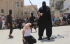 داعش التكفيري يكشف عن وجه جزاره القبيح أمام الكاميرات + صور<font color=red size=-1>- عدد المشاهدین: 2586</font>